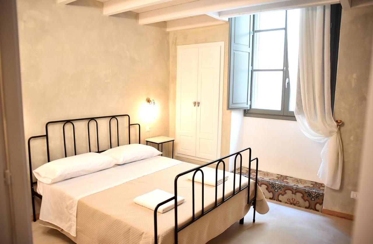 B&B Tre Principi 加利波利 外观 照片