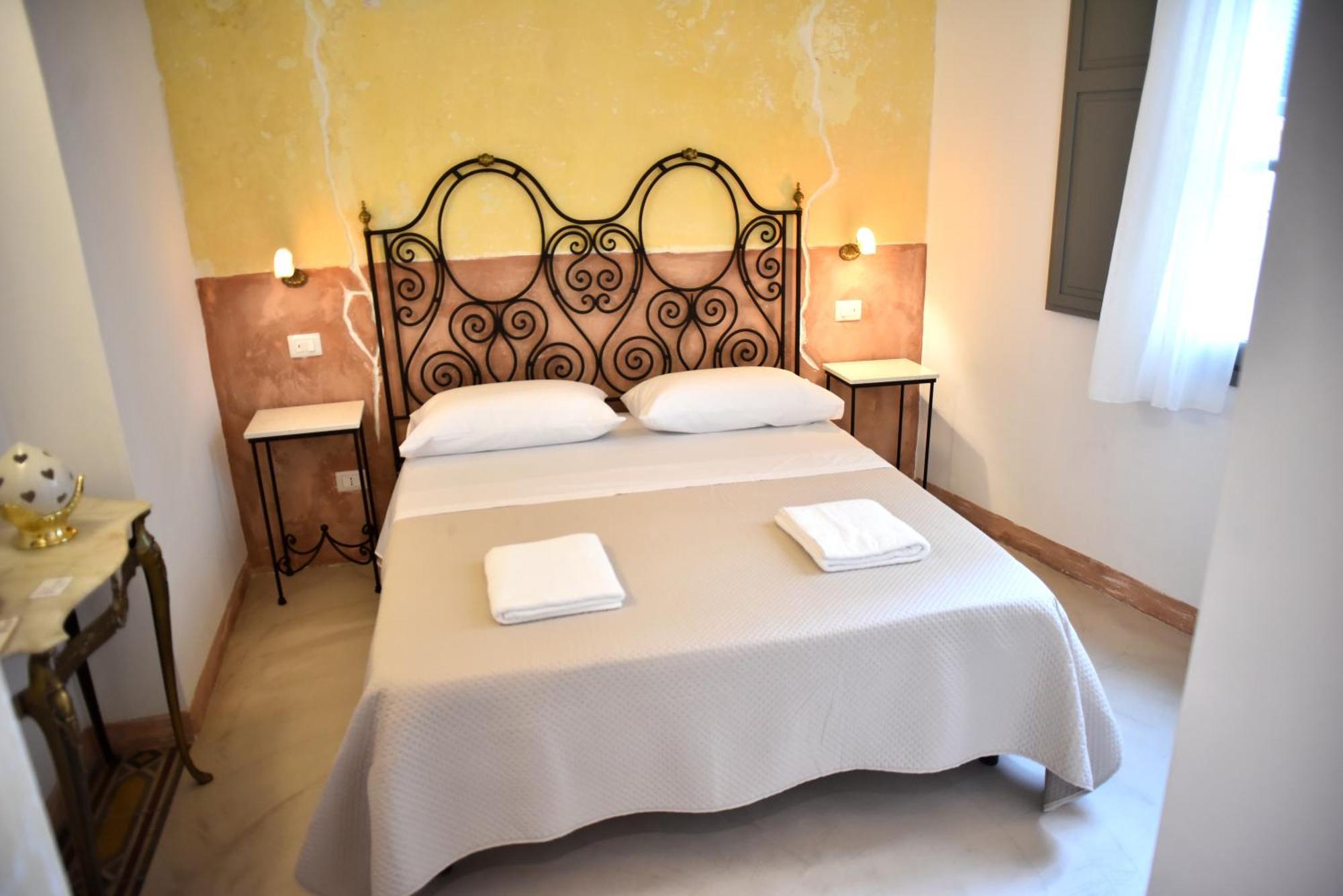 B&B Tre Principi 加利波利 外观 照片